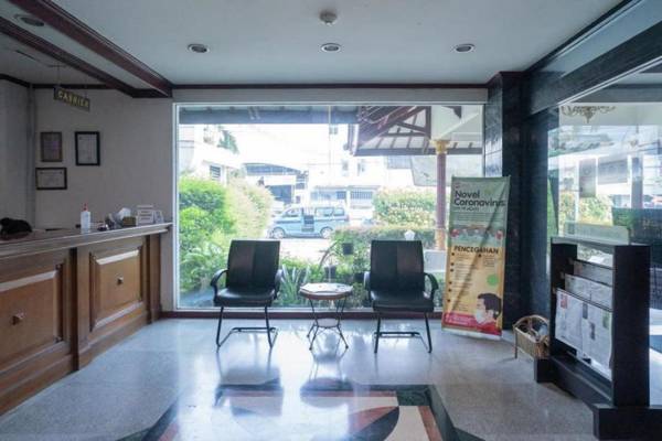 RedDoorz Plus near Pasar Anyar Bogor