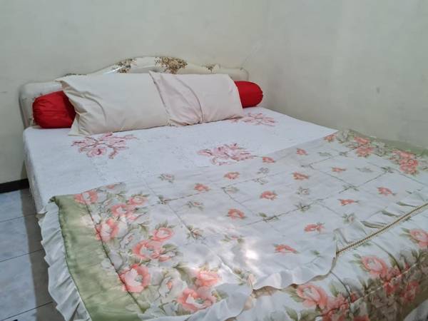 Villa Bukit Zaitun Puncak RedPartner