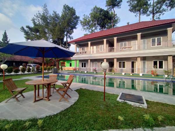 Villa Batu Tua Puncak RedPartner