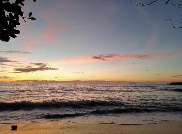 Condominium Lippo Carita by Eneng