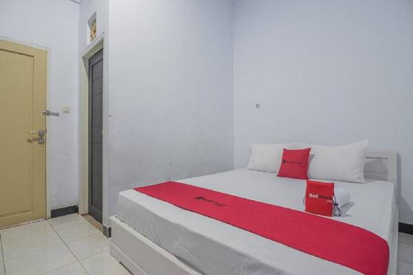 RedDoorz Syariah near Ramayana Mall Tarakan