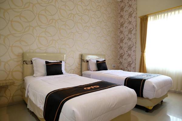 OYO 1616 Hotel Central City 2