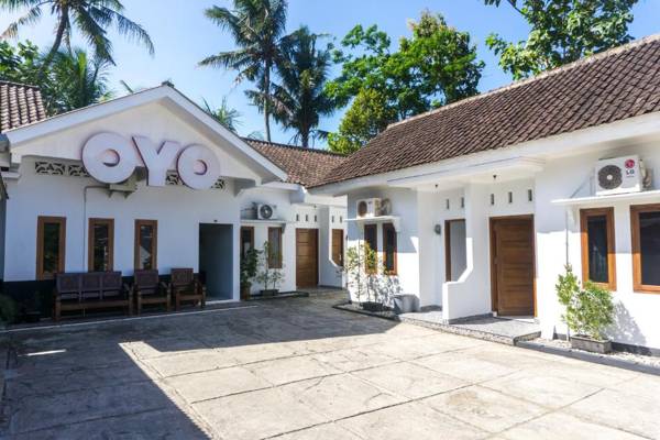 OYO 801 Hansa Homestay