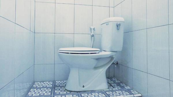 RedDoorz Syariah At Griya Soeratin Pacitan