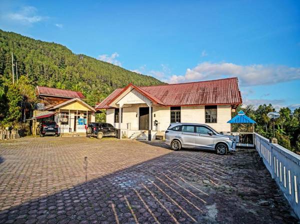 OYO 91562 Hotel & Cafe Angkasa Golat