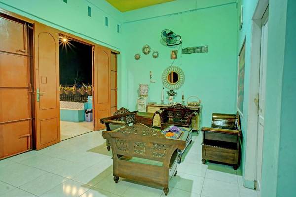SPOT ON 91630 Mabar Homestay Syariah