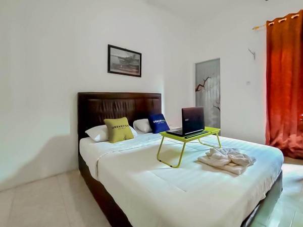 Urbanview Hotel Bagoes Sintang