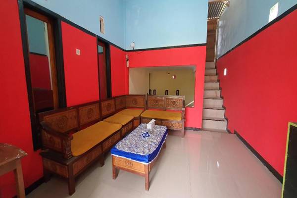 OYO 3969 Villa Bu Kris