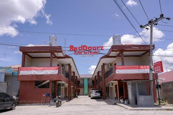 RedDoorz Syariah near Bukit Teletubbies Padangsidempuan