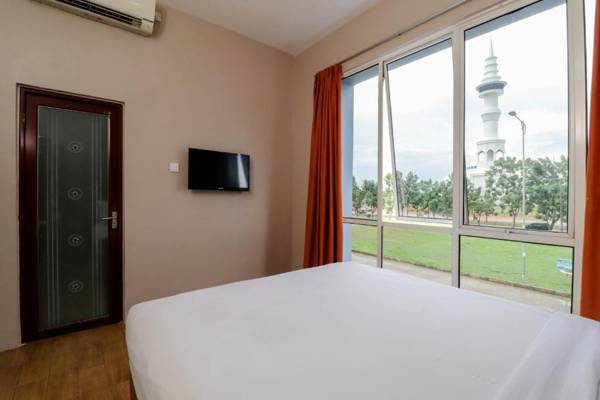 Blitz Hotel Batam Tanjung Uncang