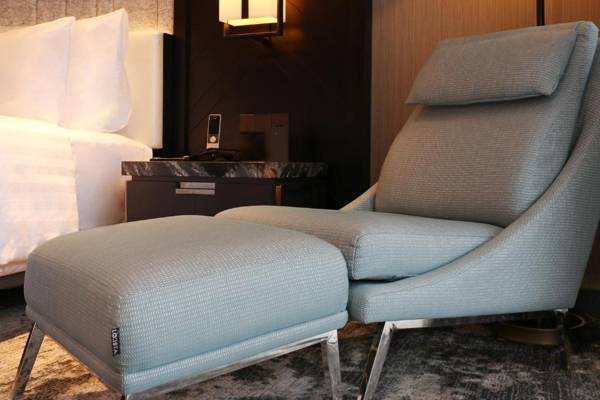 JHL Solitaire Gading Serpong