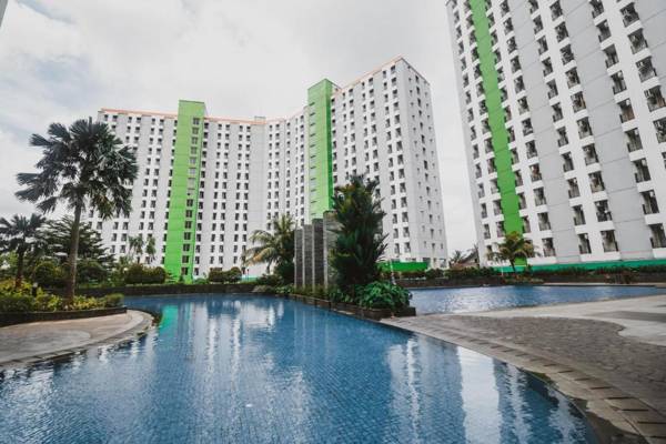 RedDoorz Apartment @ Green Lake View Ciputat