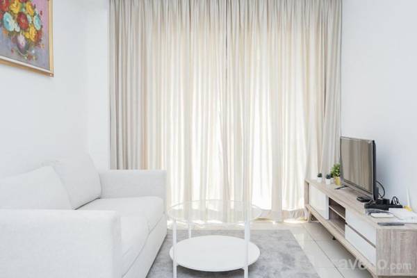 Homey and Comfy 1BR at M-Town Signature Apartment By Travelio
