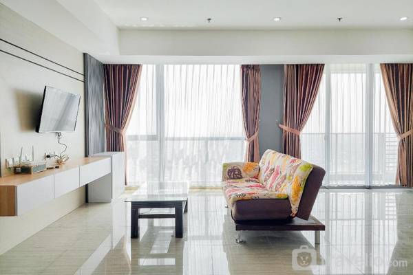 Spacious Lavish 3BR at Hillcrest House By Travelio