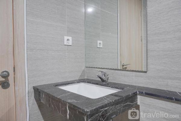 Spacious & Nice 2BR at Hillcrest House By Travelio