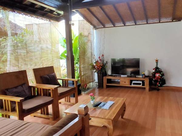 Tegal Uma Seminyak by Maha Bali