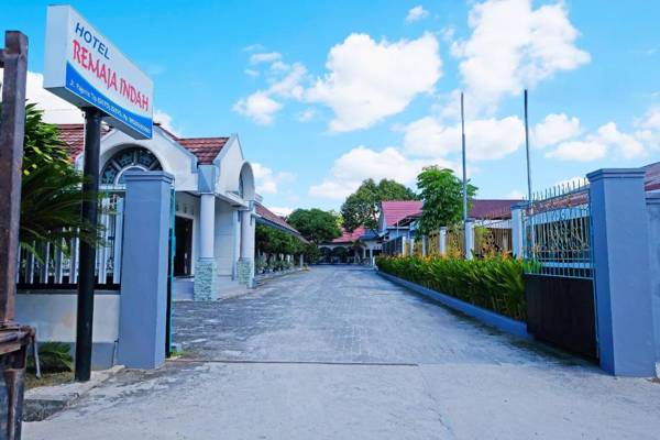 Capital O 91046 Hotel Remaja Indah Masamba