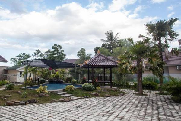 RedDoorz Syariah Plus near Banyuwangi Airport