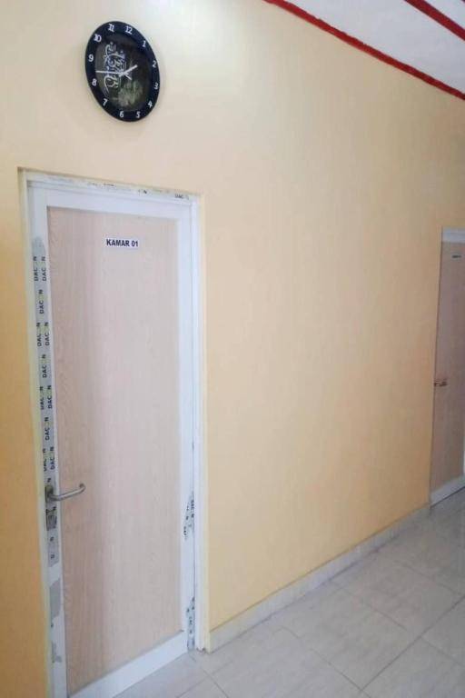 EXPRESS O 91371 Wisma Nadira