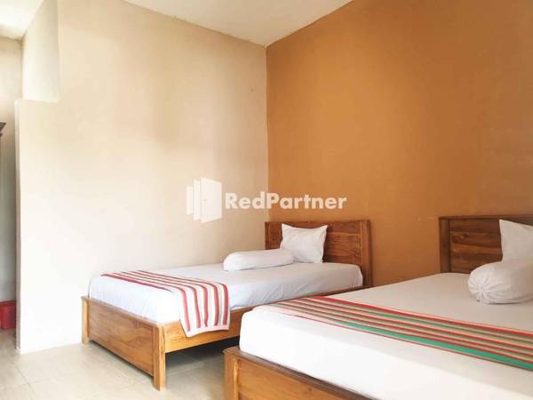 Hotel Gloria Borong RedPartner