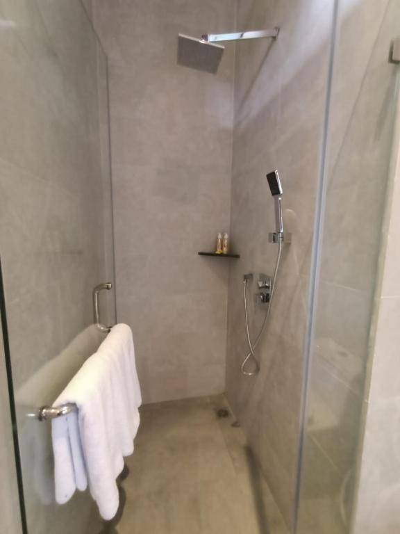 The Kd Suites & Coffee Shop