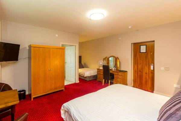 Airport View Hotel and Secret Spa