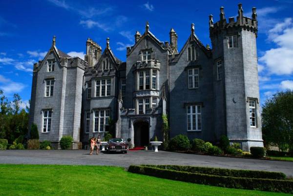 Kinnitty Castle Hotel