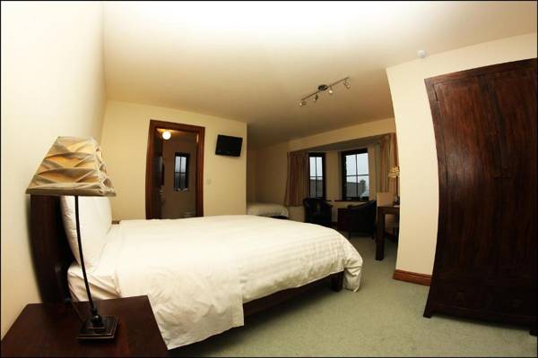 All the Twos Lodge