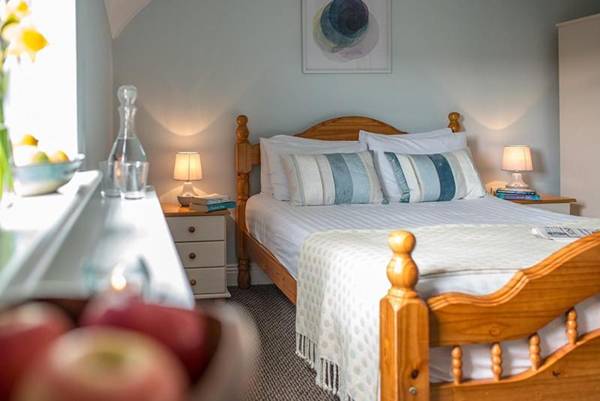 Oar restaurant and Rooms