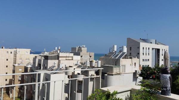 Tel Aviv Roof Apartment