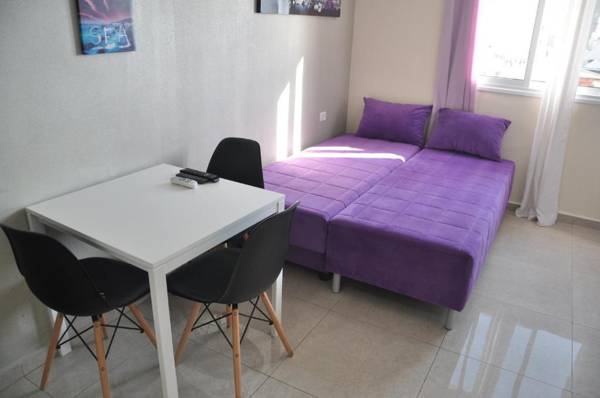 Beachfront Apartment Bat Yam 613