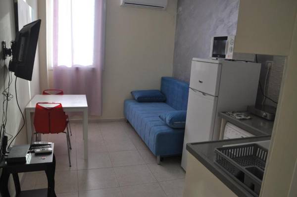 Beachfront Studio Apartment Bat Yam 412