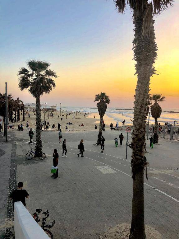 Hayarkon By The Beach