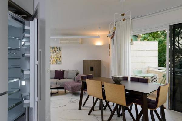 Gorgeous Modern 2BR in Gordon beach by HolyGuest