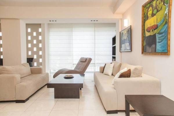Pretty 2BR in Ben Gurion Blvd by HolyGuest