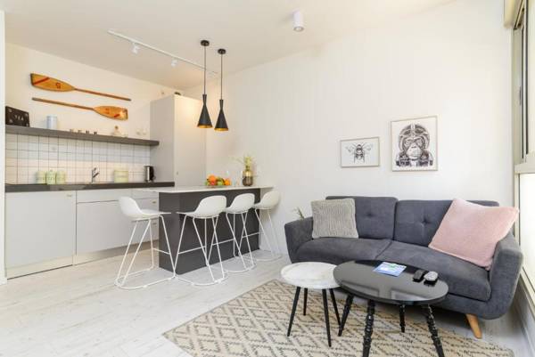 6 Tankhum - By Beach Apartments TLV
