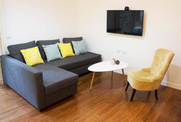 Simply Apartments - Idelson Street