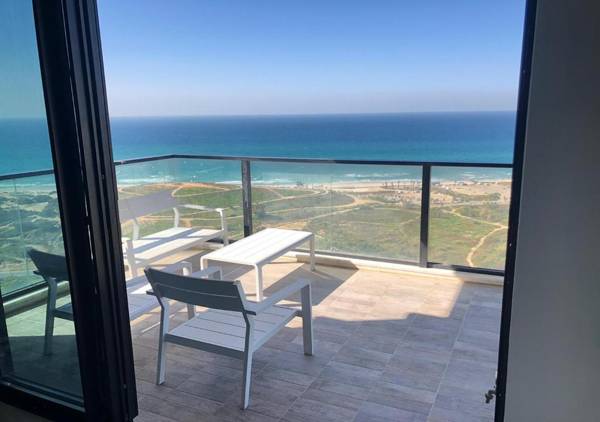 Oַ&O Group- Luxury Apt Tower Best Sea View Bat Yam