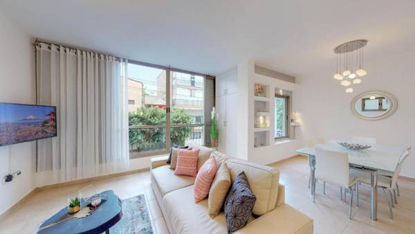 Quiet 2BR In Jean Jaures By HolyGuest