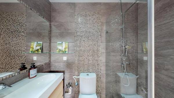 Quiet 2BR In Jean Jaures By HolyGuest