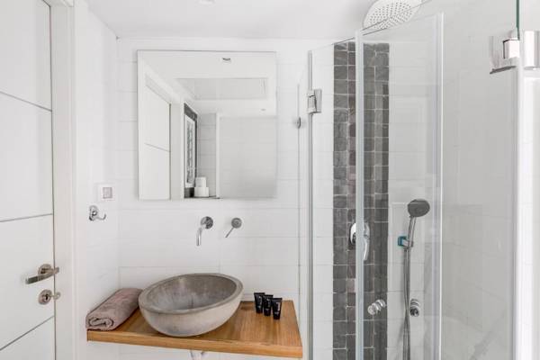 Nordau BLVD 2 Bedrooms