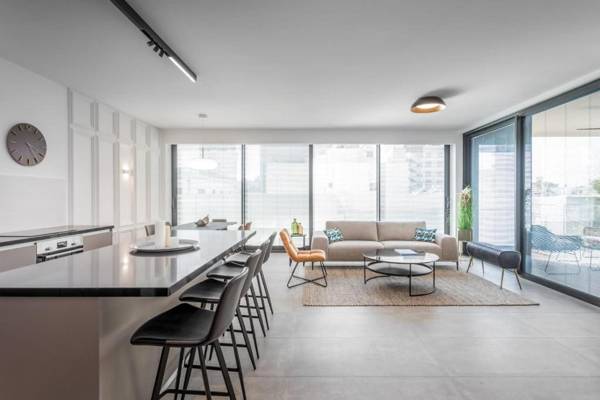 Luxury Beach Geula 3BR by Airsuite