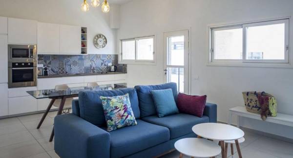 Calming 2BR in Lilienblum 41 by HolyGuest