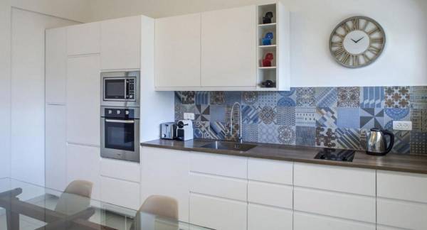 Calming 2BR in Lilienblum 41 by HolyGuest