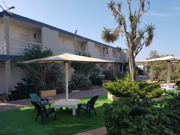 Q Village - Poleg Beach