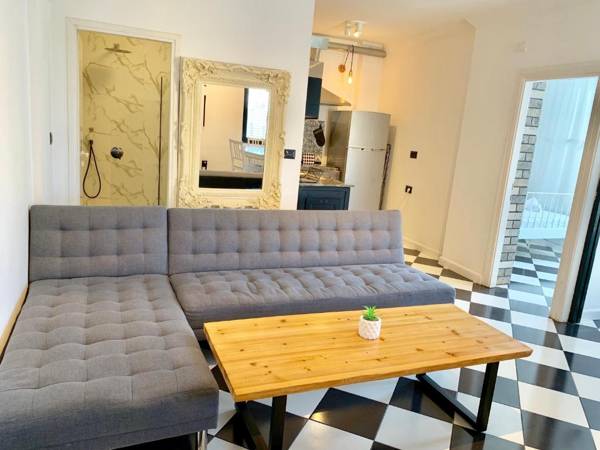 Shantell Luxury Apartment