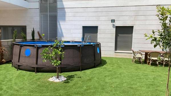 Deluxe Apartment in Achziv with Private Garden Area