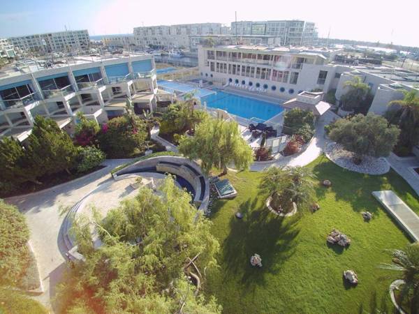 Israel Marina Village Garden Vacation Apartment