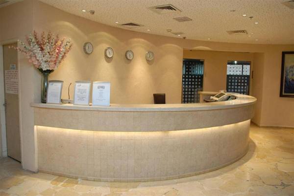 Adi Hotel