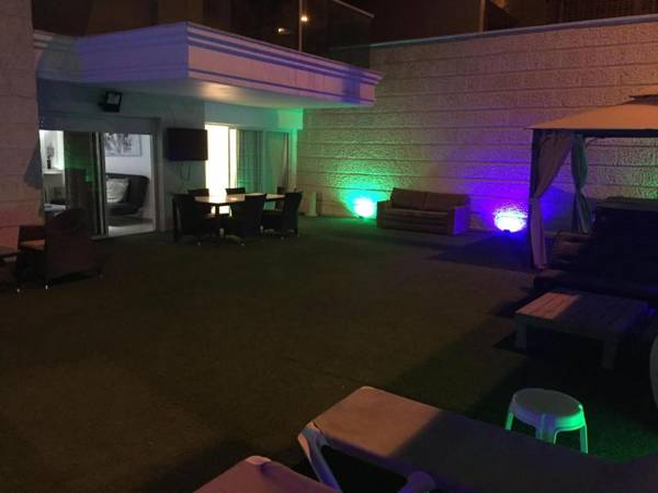 La Palmora Suites